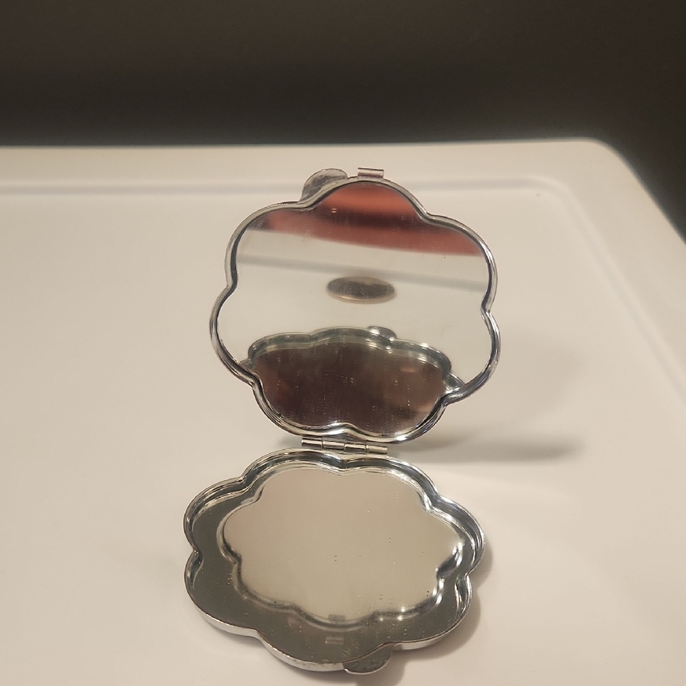 Leopard Print Compact Mirror - Picture 4 of 4
